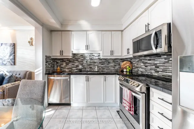 Additional image 5 of 96 Lake Louise Dr