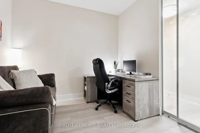 Additional image 12 of 32 Davenport Rd Unit 311