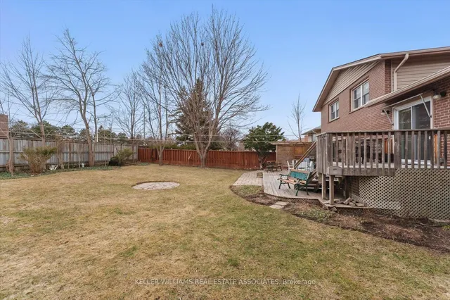 Additional image 39 of 982 Streamway Cres