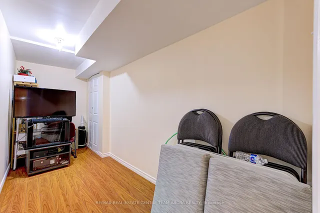 Additional image 42 of 5875 O'meara St