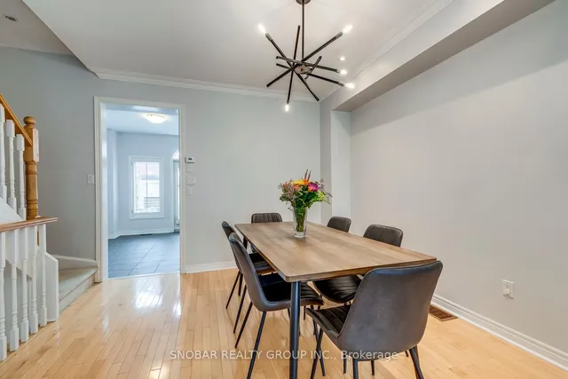 Additional image 11 of 17 James Stock Path