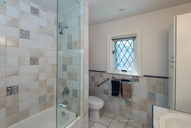 Additional image 25 of 115 Glenayr Rd