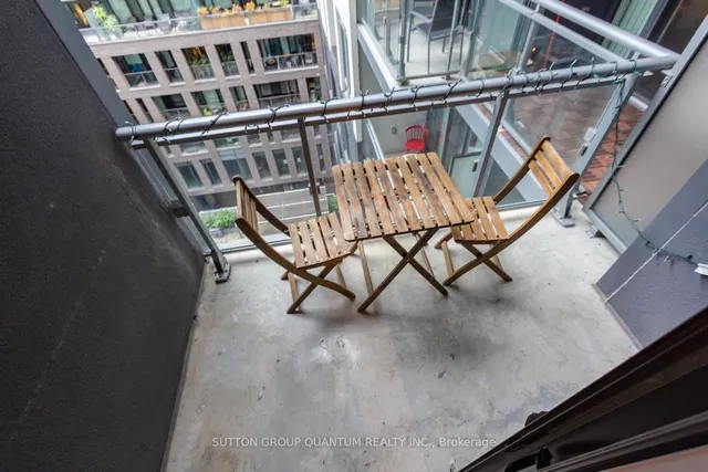 Additional image 7 of 525 Adelaide St Unit 1035
