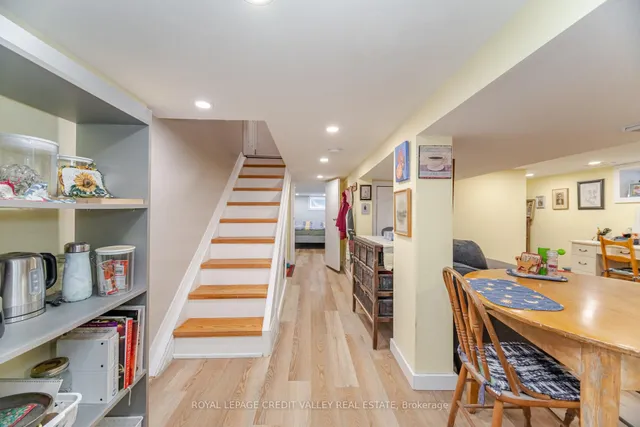 Additional image 37 of 165 Islington Ave