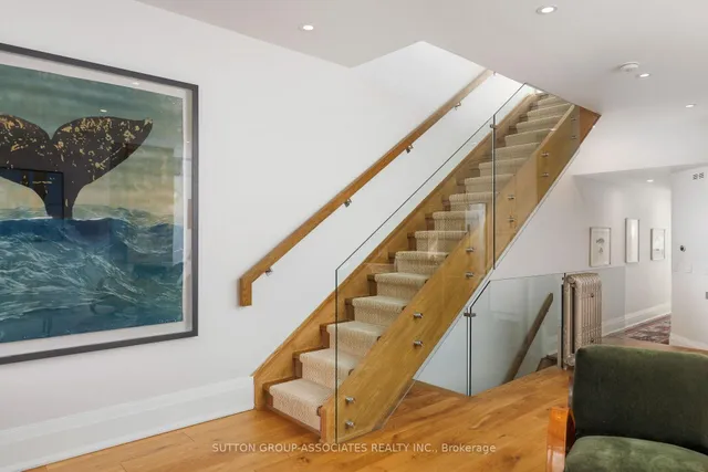 Additional image 22 of 38 Howland Ave