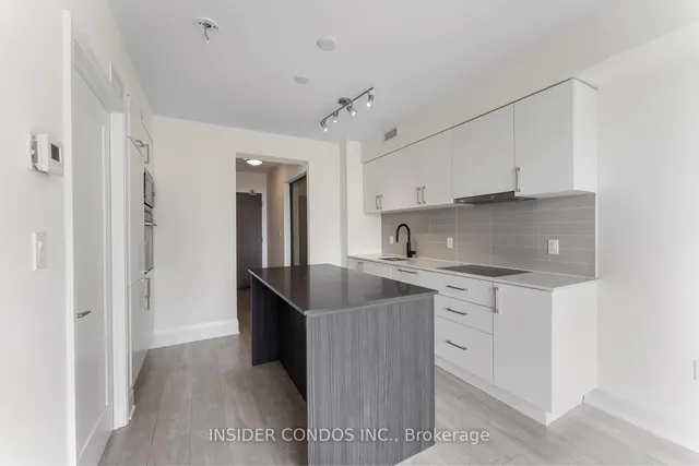 Additional image 7 of 27 Bathurst St Unit 1203