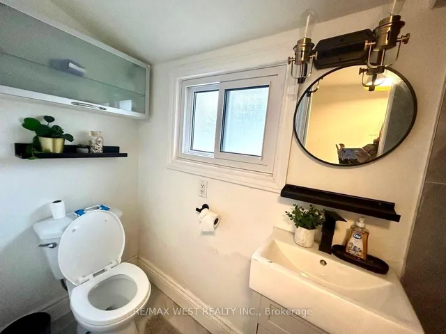 Additional image 17 of 36 Fourteenth St