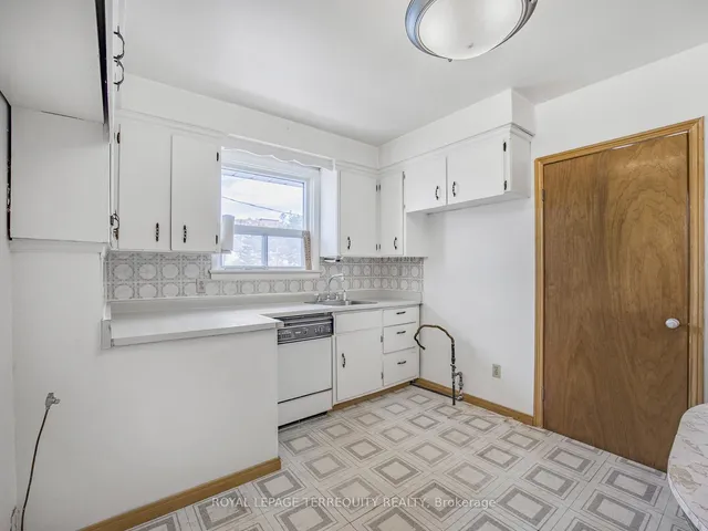 Additional image 8 of 146 Benjamin Blvd