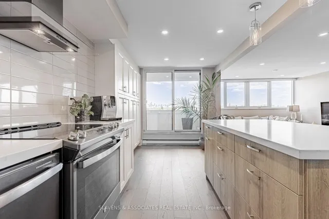 Additional image 9 of 360 Bloor St Unit 603