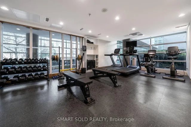 Additional image 32 of 81 Navy Wharf Crt Unit 2710