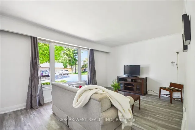 Additional image 4 of 1 Huntsmoor Rd