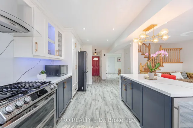 Additional image 10 of 738 Greycedar Cres