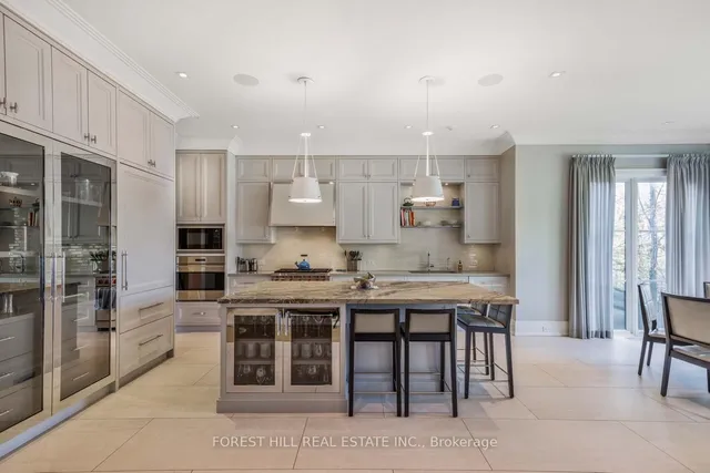 Additional image 10 of 221 Dunvegan Rd