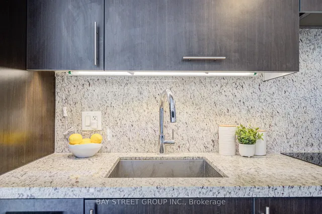 Additional image 14 of 5 Sheppard Ave Unit 2019