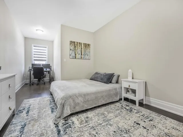 Additional image 23 of 37 Lyle Way