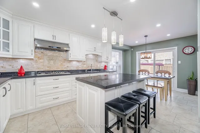 Additional image 11 of 36 Ranchero Dr