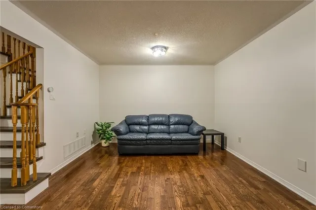 Additional image 8 of 1821 Mccoy Ave