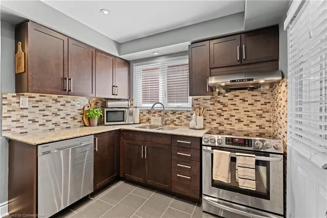 Additional image 12 of 26 Waterbury Dr