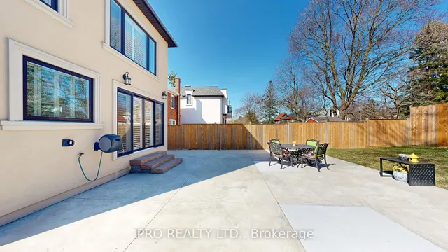 Additional image 27 of 98 Poyntz Ave