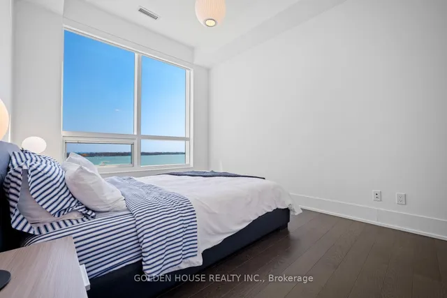 Additional image 35 of 55 Merchants' Wharf N/A Unit 1023