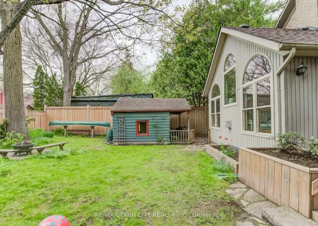 Additional image 47 of 19 Roland St