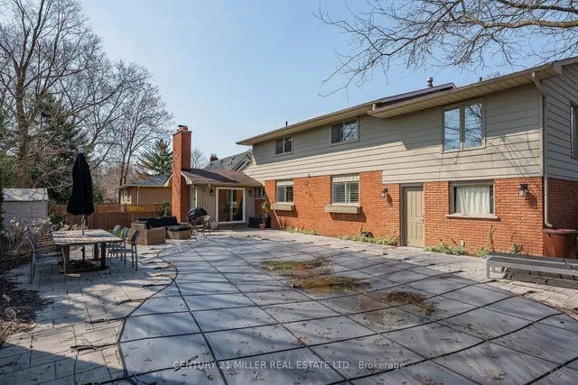 Additional image 32 of 411 Canterbury Cres