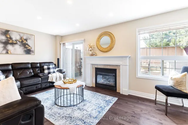 Additional image 13 of 54 Amethyst Circ