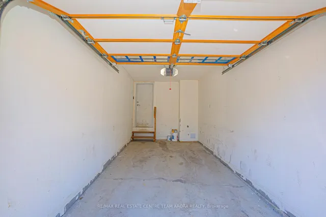 Additional image 23 of 200 Veterans Dr Unit 20