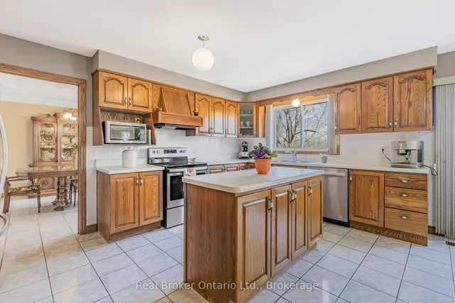 Additional image 13 of 266 Sumach Dr