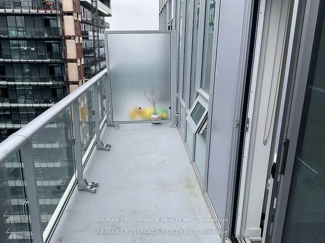 Additional image 7 of 195 Redpath Ave Unit PH02