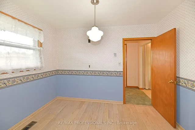 Additional image 13 of 40 Westmount Park Rd