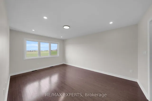 Additional image 31 of 108 Little Britain Cres