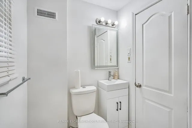 Additional image 16 of 487 East 25th St