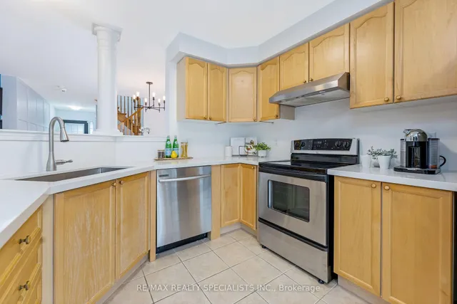 Additional image 13 of 646 Edwards Ave