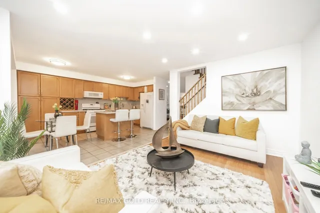 Additional image 7 of 36 Roxton Cres