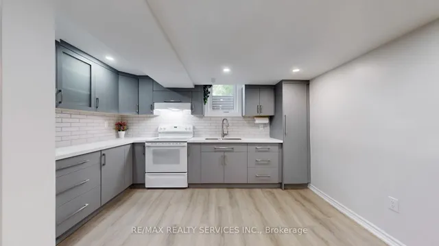 Additional image 24 of 55 Greenwood Cres