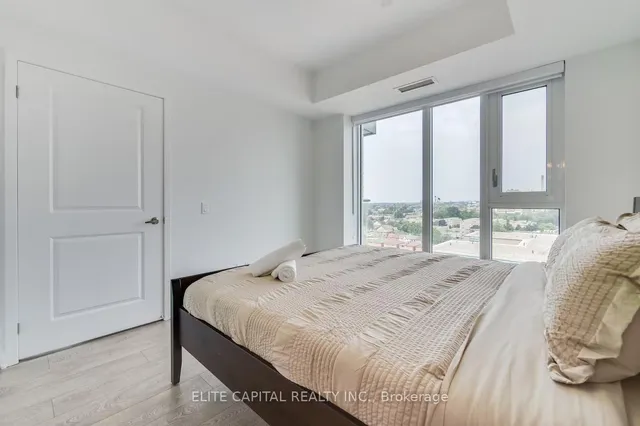 Additional image 17 of 543 Richmond St Unit 1229