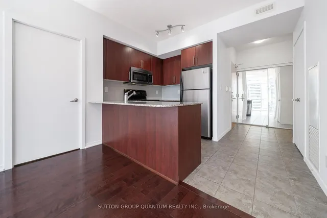Additional image 3 of 65 Bremner Blvd Unit 2601