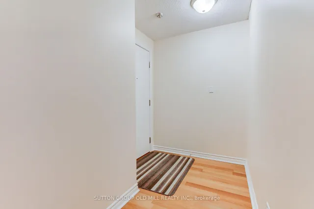 Additional image 6 of 5229 Dundas St Unit 1603