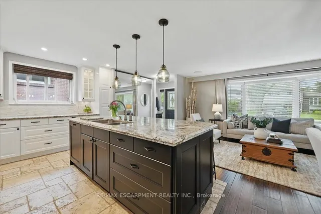 Additional image 15 of 747 MULLIN Way