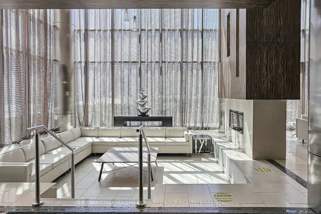 Additional image 32 of 320 Richmond St Unit 209