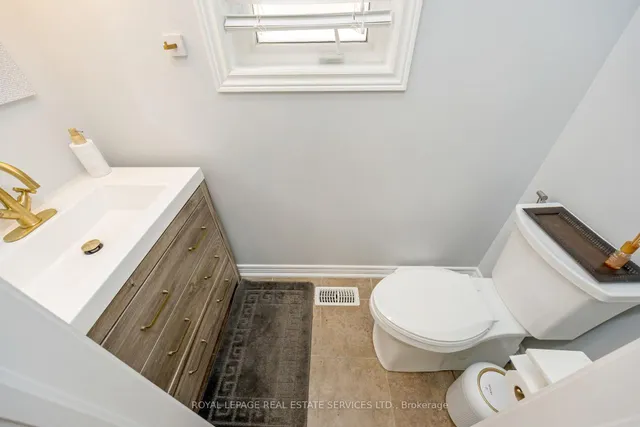 Additional image 18 of 606 Nairn Circ