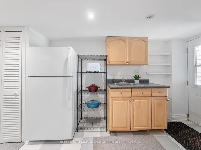 Additional image 31 of 42 Normandy Blvd