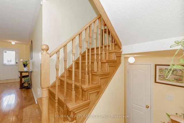 Additional image 9 of 66 Viceroy Cres