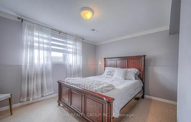 Additional image 23 of 210 Misty Crt