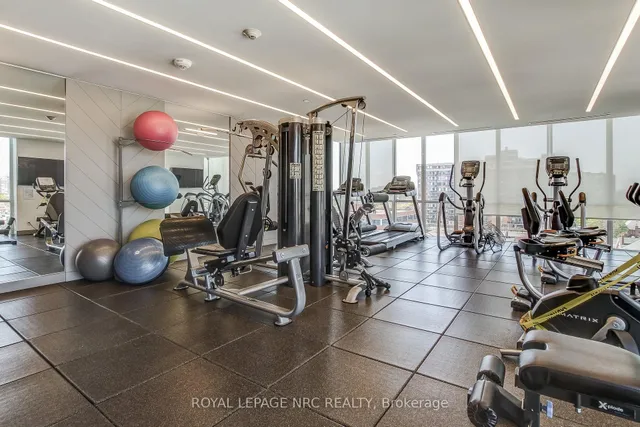 Additional image 14 of 2025 Maria St Unit 604