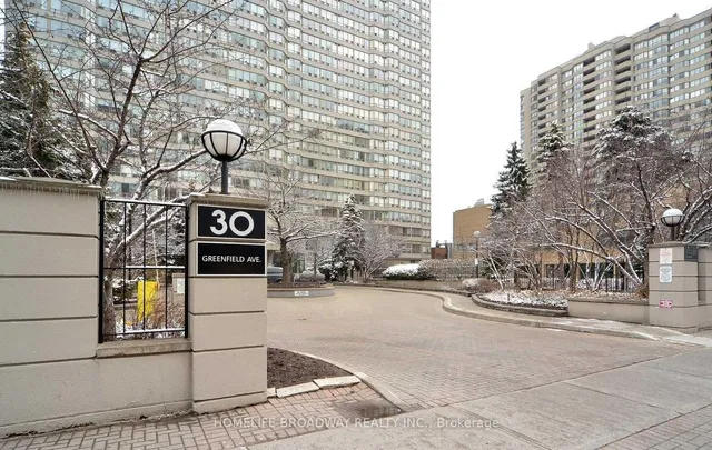 30 Greenfield Ave Unit 1711