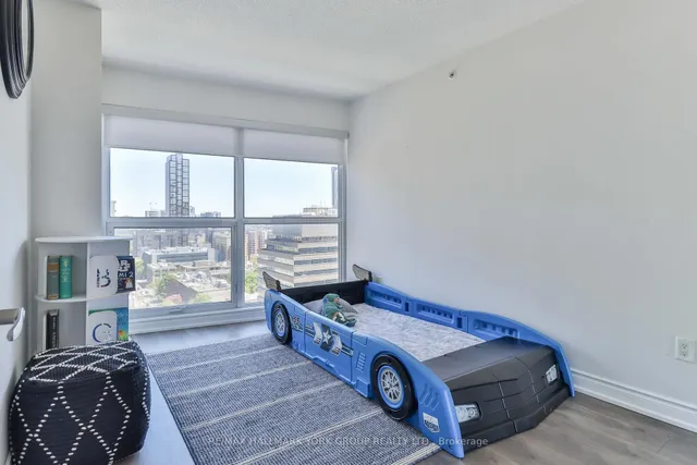 Additional image 15 of 386 Yonge St Unit 1607