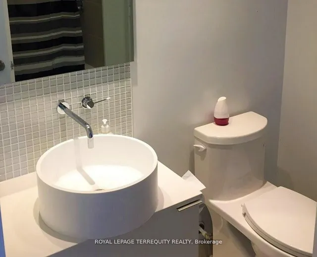 Additional image 22 of 185 Roehampton Ave Unit 1510