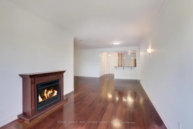 Additional image 7 of 3085 Bloor St Unit 303